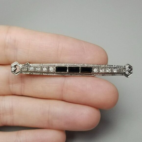 Vintage Black Rhinestone and Silver Tone Bar Brooch, Minimal Lapel Pin, Estate - Picture 6 of 6